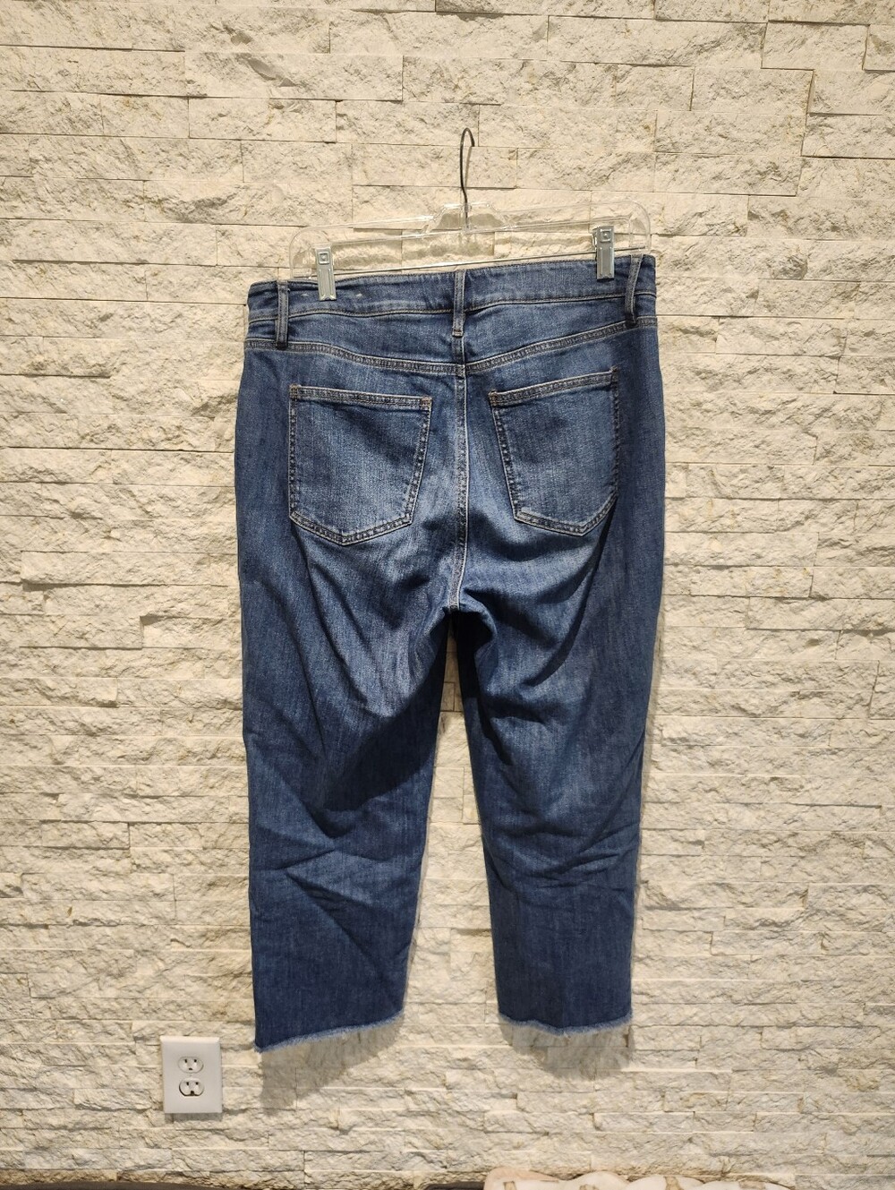 Loft Curvy Boyfriend Frayed Hem Denim Jeans Size 10 - Picture 2 of 9